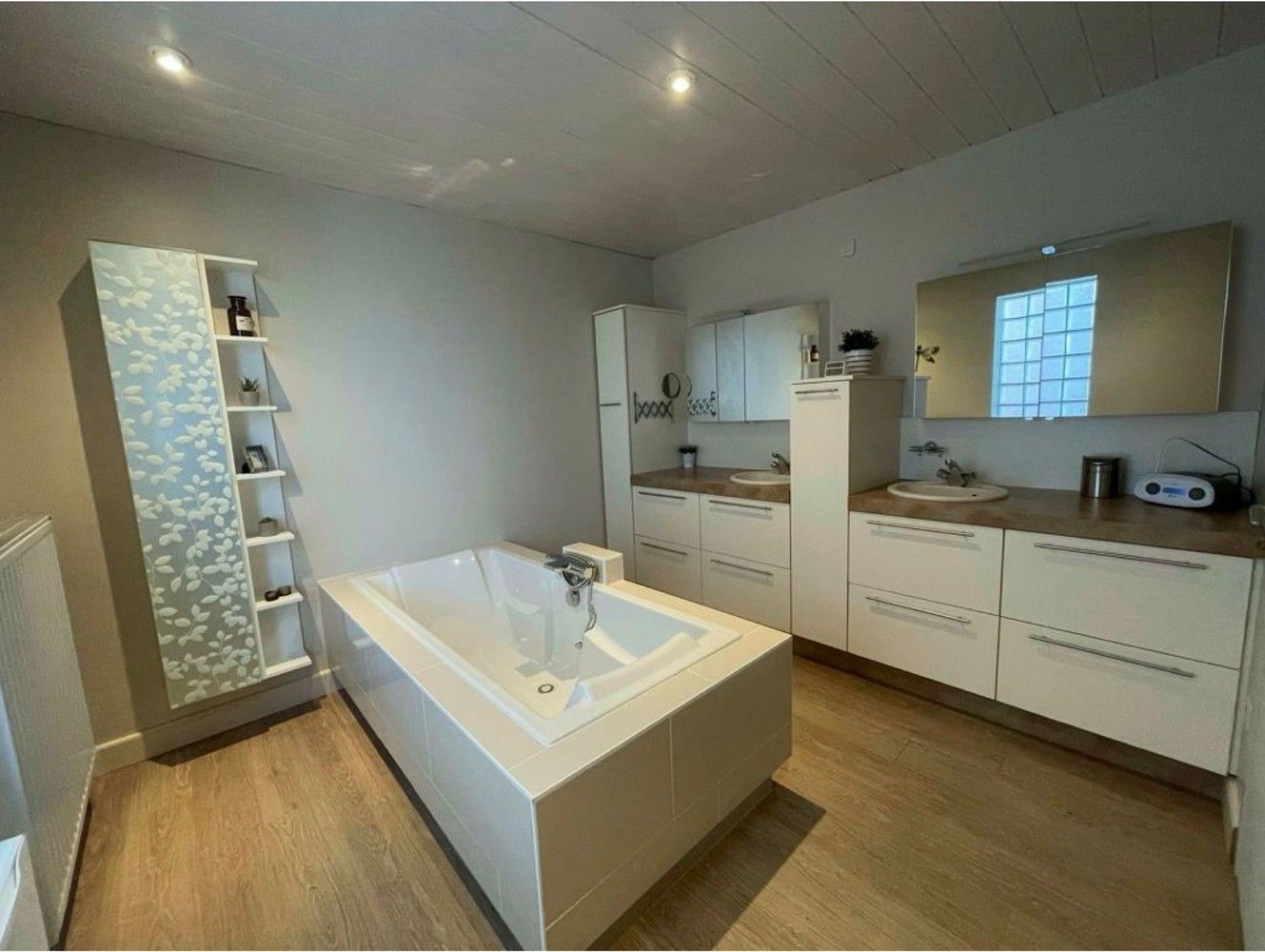 Woning met inpandige garage en tuin foto 20