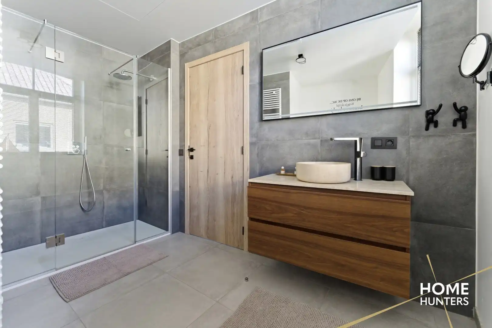 Topinvestering in vakantievastgoed – 6 volledig uitgeruste vakantie-appartementen in historisch centrum Ieper foto 25