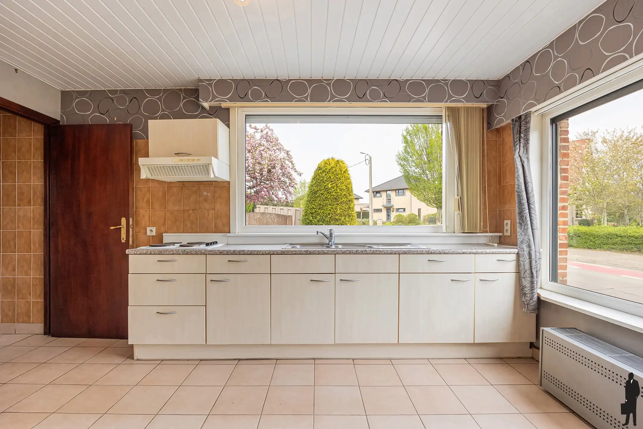 Te renoveren charmante gezinswoning met tuin te Hamme  foto 6