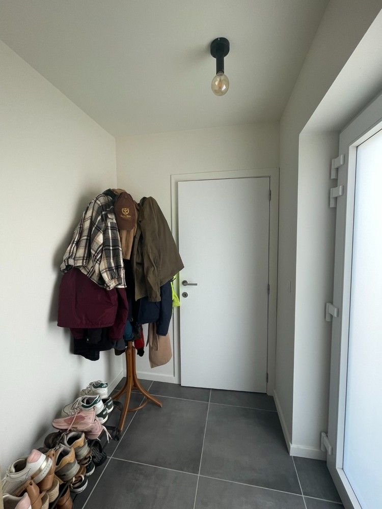 Energiezuinige, recente woning met 2 kamers nabij centrum Bierbeek foto 3