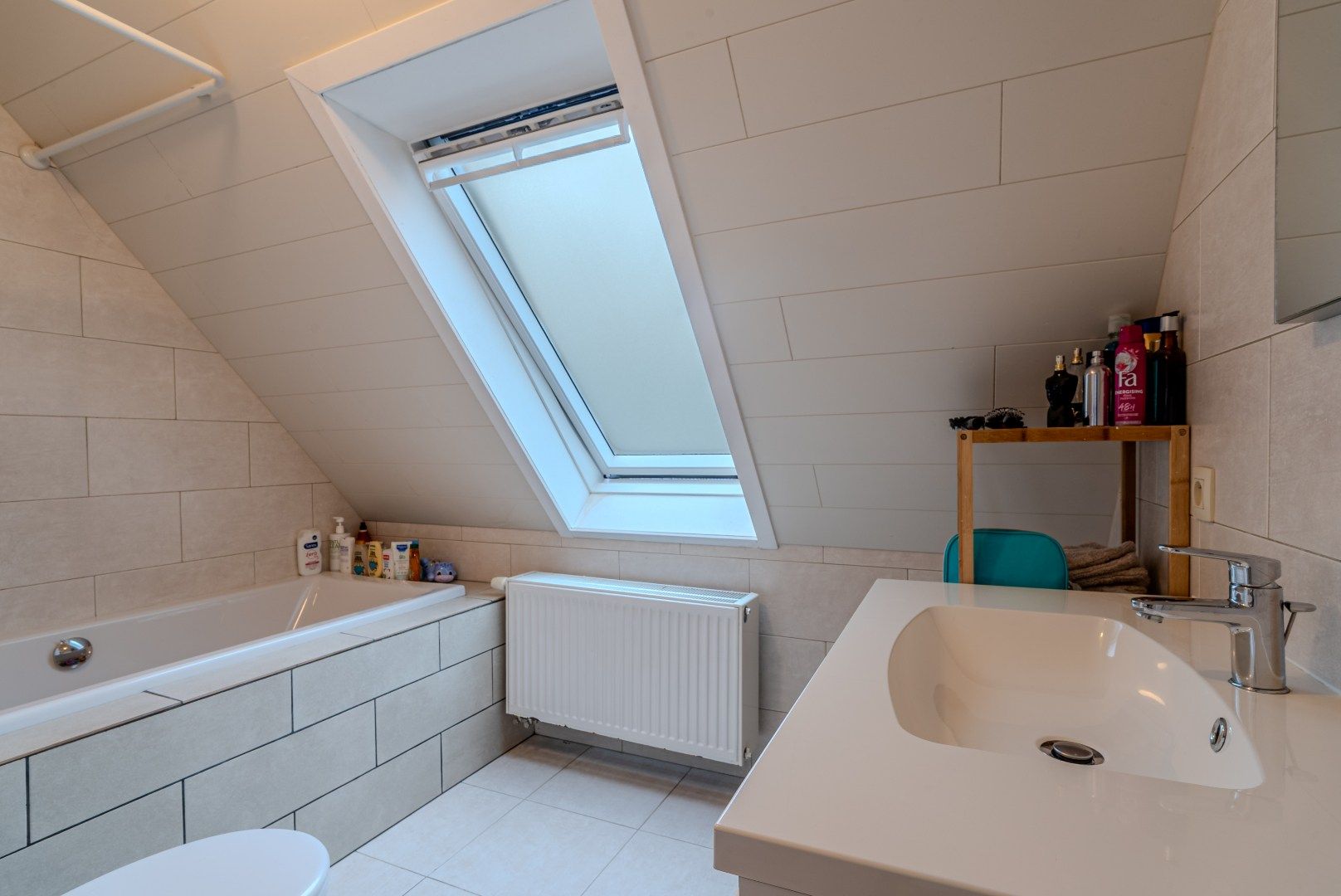 Ruime en karaktervolle villa op 750m² in Deerlijk foto 9