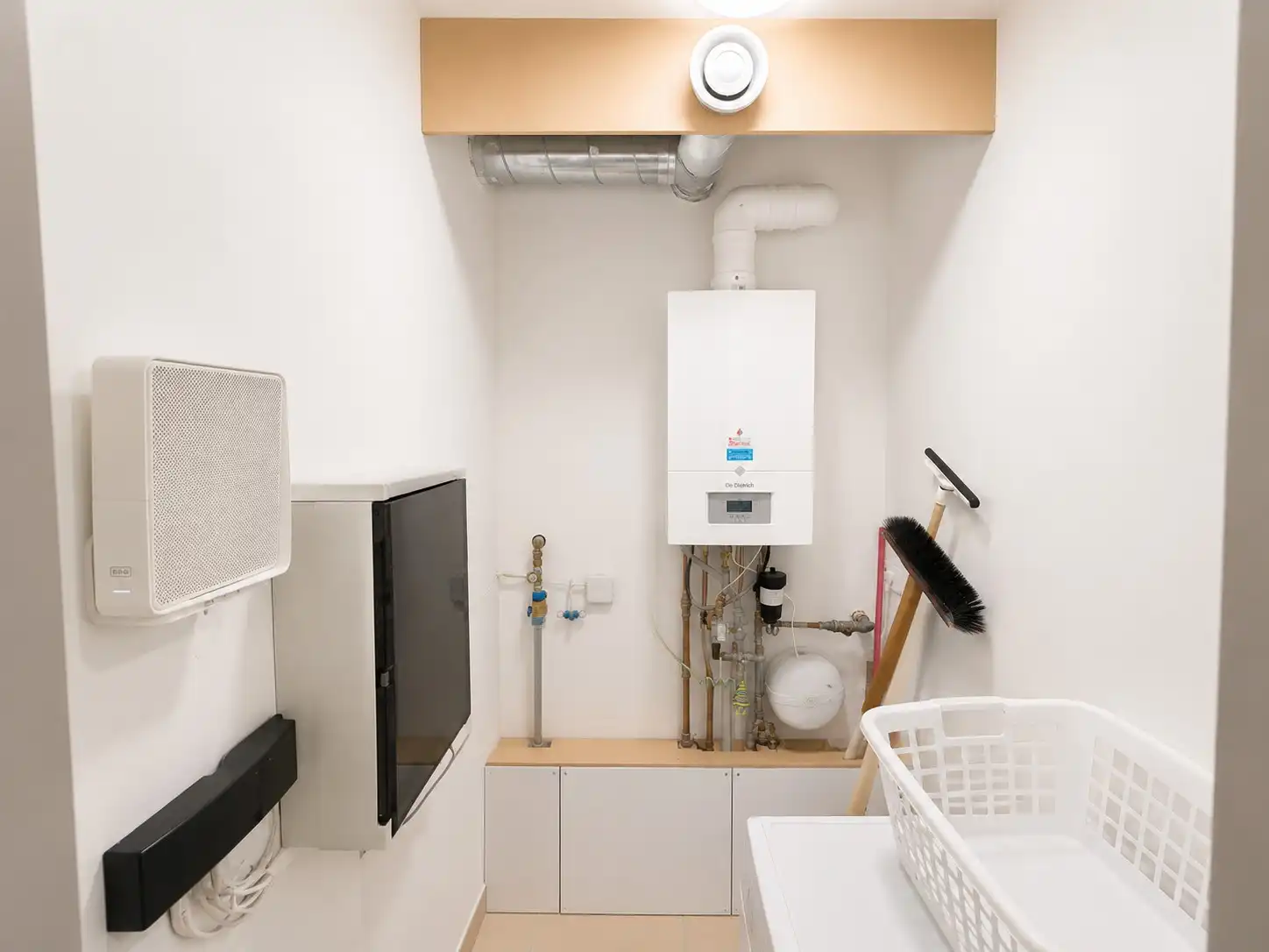 Appartement met 2 slaapkamers op toplocatie in De Haan centrum. foto 8