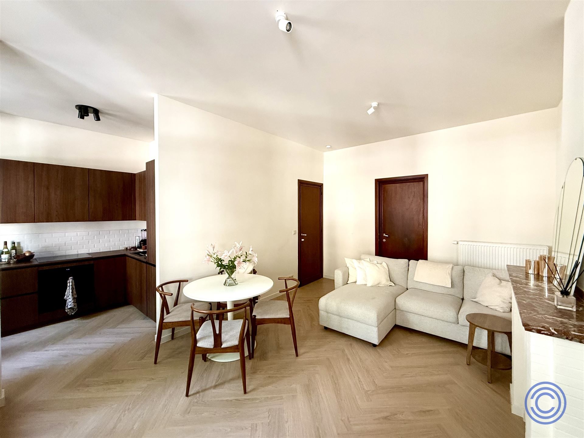 Prachtig gerenoveerd appartement op top ligging!  foto 2