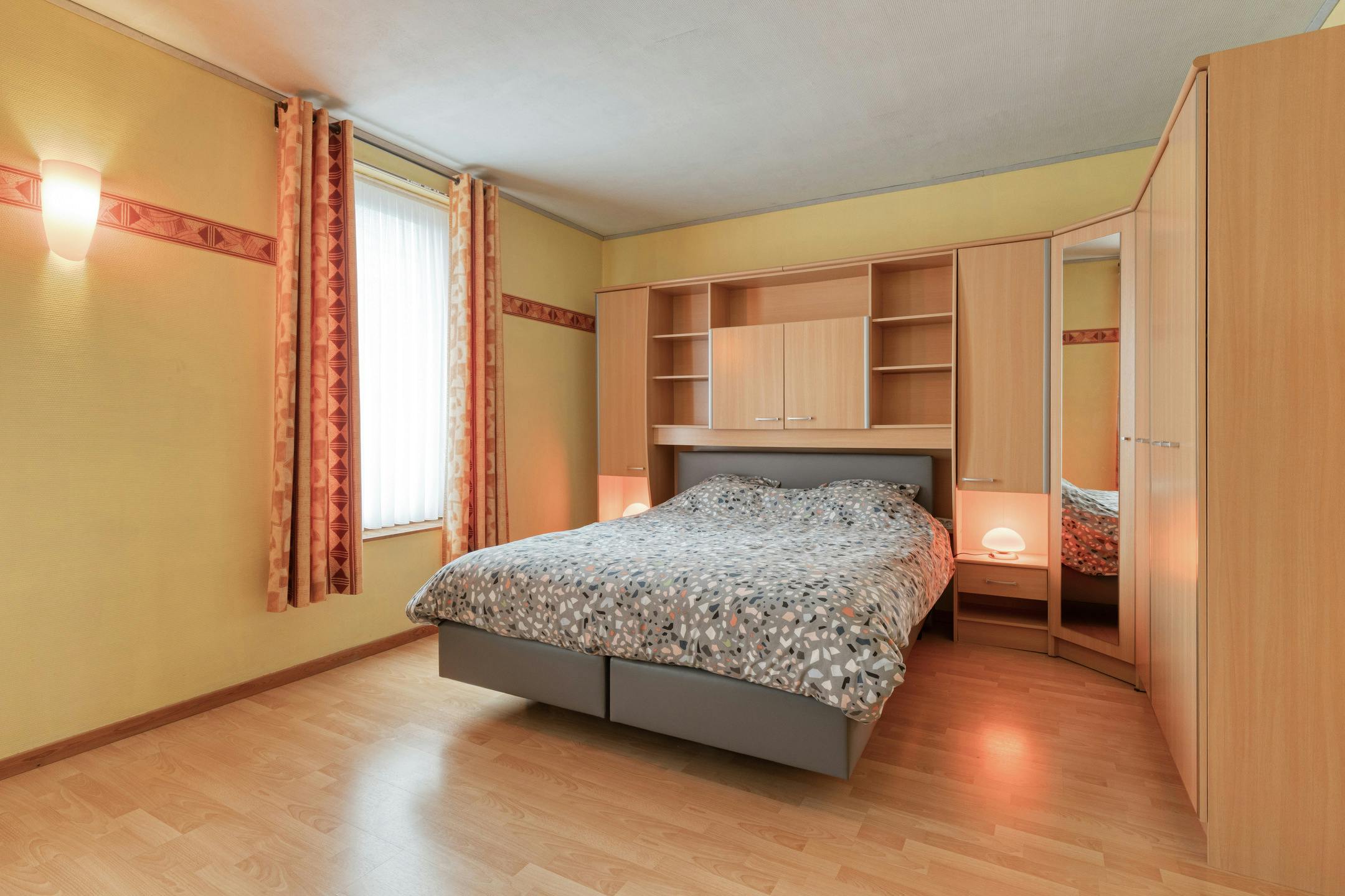 Instapklare gezinswoning met tuin en 4 slpk in Rumbeke foto 9