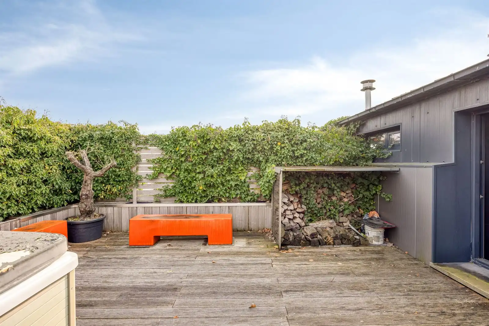 Opbrengsteigendom: woning, loft en loods met bureau te koop foto 30