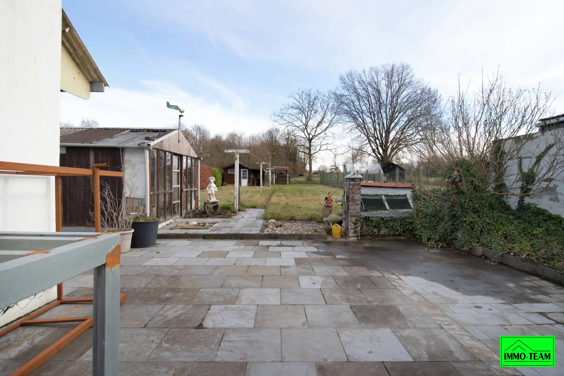 Te renoveren 4-gevel woning met garage en tuin foto 18