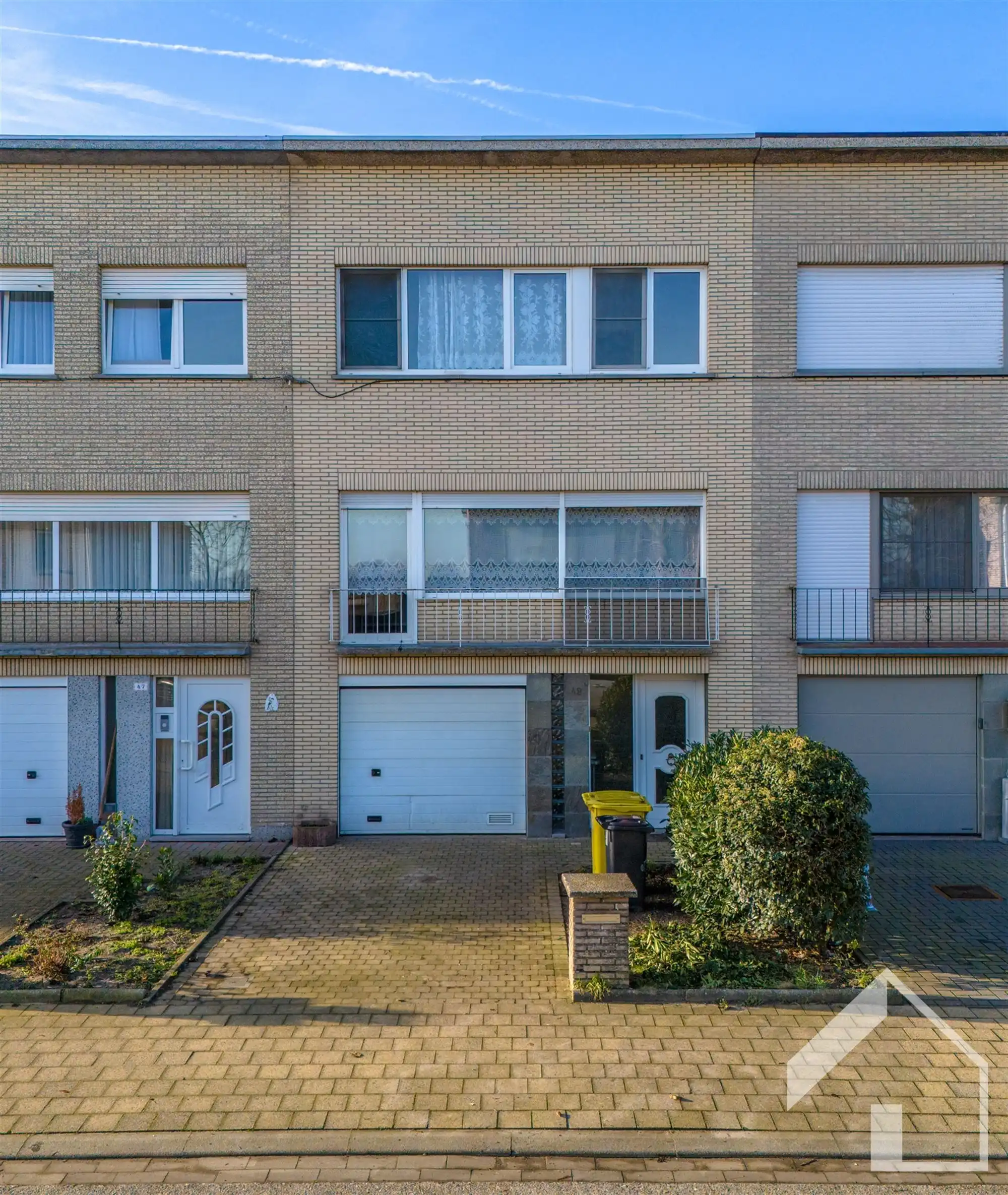 Op te frissen gezinswoning in centrum Stabroek foto 18