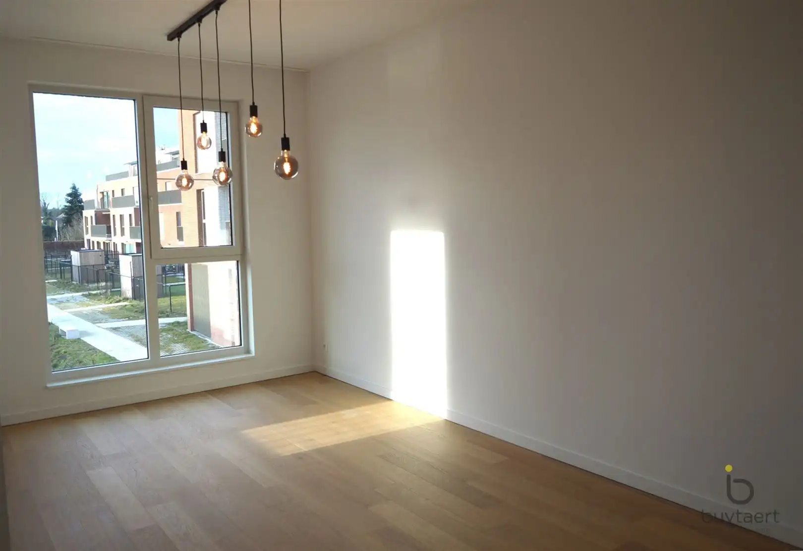 Nieuwbouw appartement met ruim terras en parking te Zoersel. foto 12