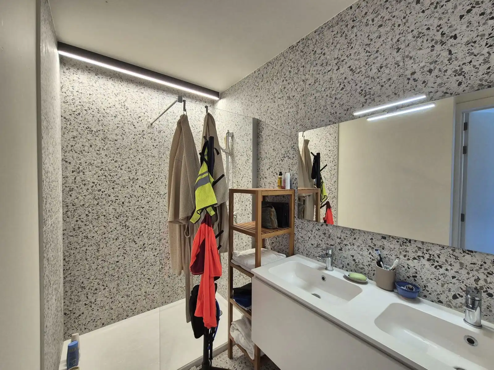 Nieuwbouw appartement met 1 slaapkamer nabij centrum Gent foto 9