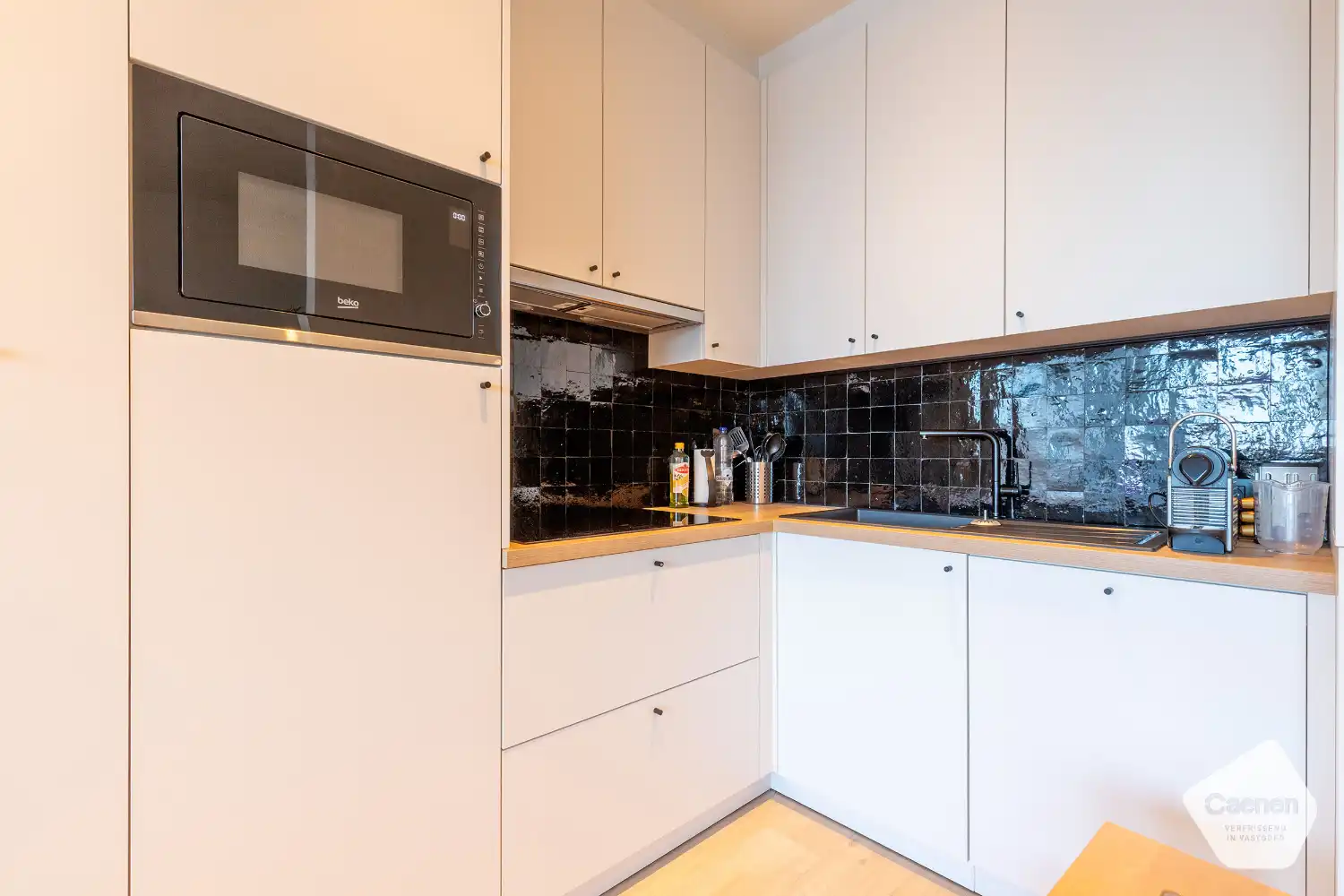 Prachtig gerenoveerd 2-slaapkamer appartement op de Zeedijk foto 5