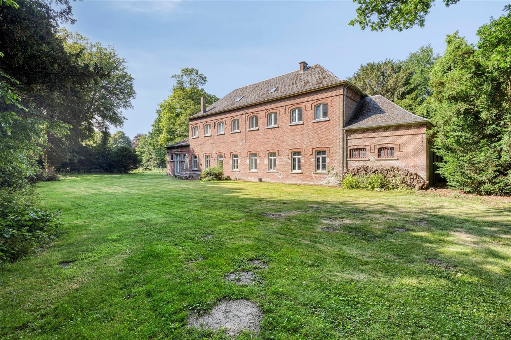 Uitzonderlijk koetshuis op kasteeldomein in Hansbeke, 487m² puur woongenot foto 34