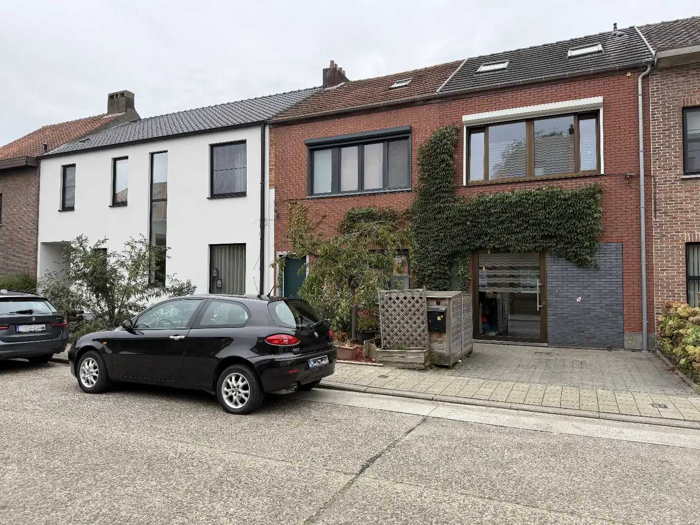 Charmante gezinswoning met 3 slaapkamers en verrassend ruime tuin in Ekeren-Mariaburg foto 28