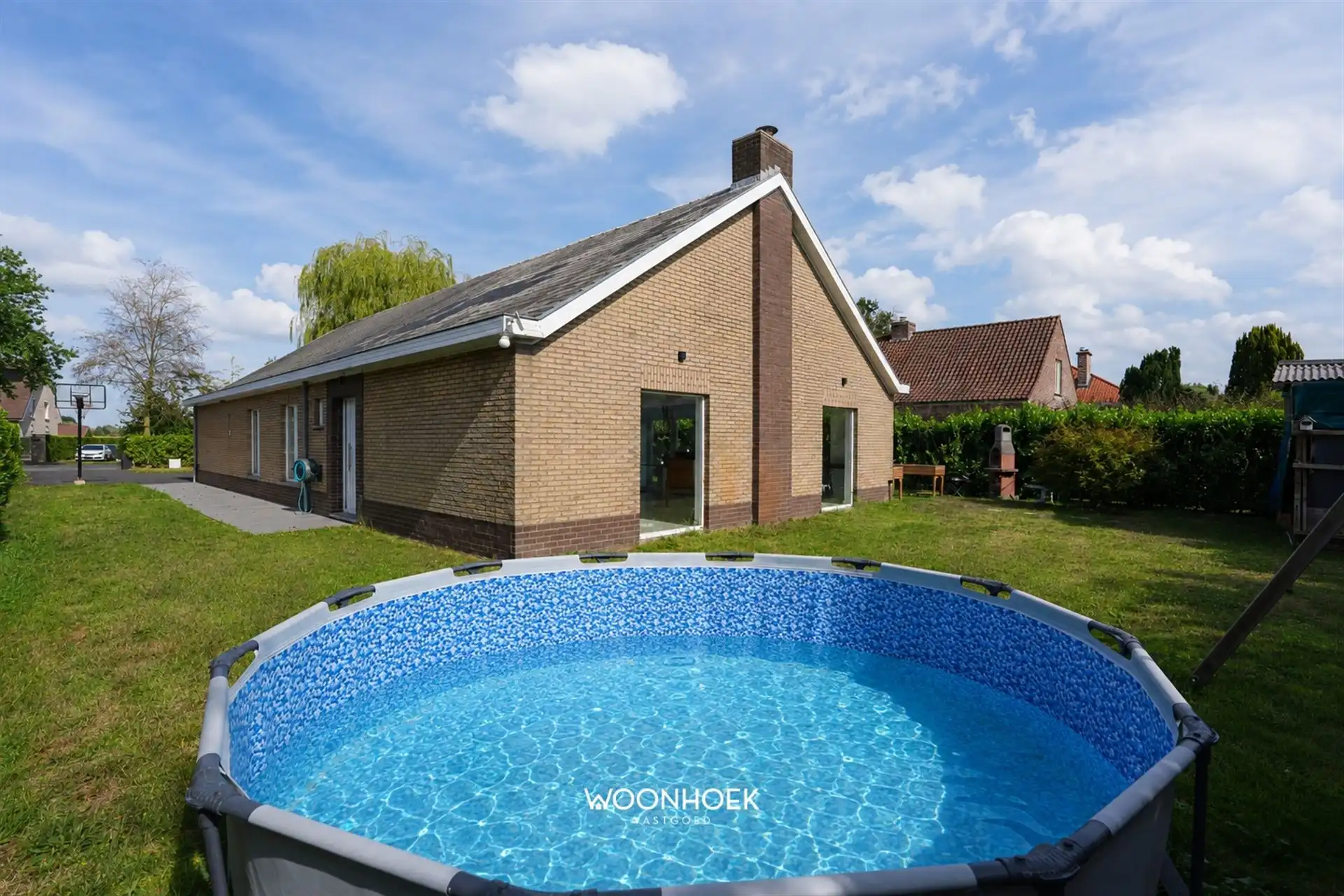 Gerenoveerde villa met bureau en 6 slaapkamers! foto 28