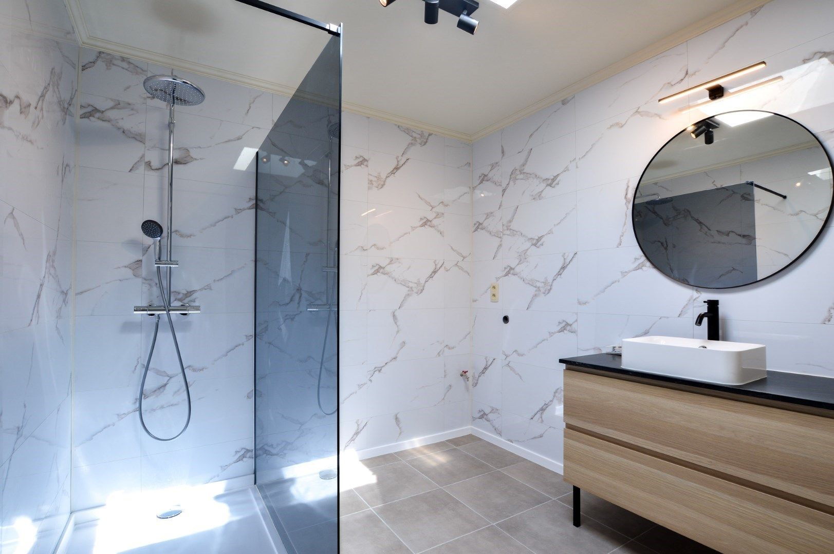 Ruim appartement (146 m²) met 2 slaapkamers in het centrum van Jabbeke foto 8