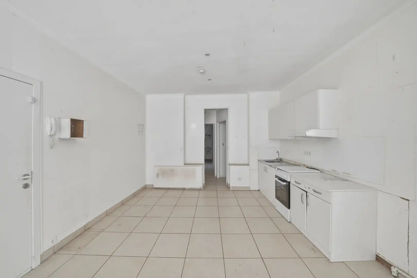 Op te frissen appartement in centrum Oostende foto 3