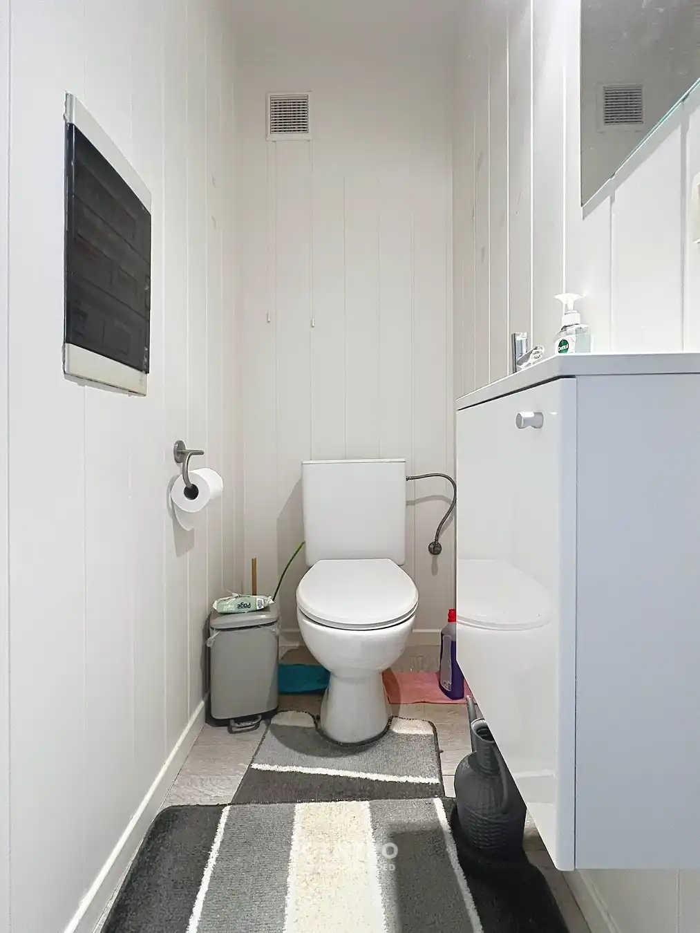 INSTAPKLAAR appartement (77m ²) met 2 SLK, GARAGE (moto's, fietsen,...) en ideale ligging in Roeselare - Perfect voor comfortabel wonen of als OPBRENGSTEIGENDOM ! foto 17