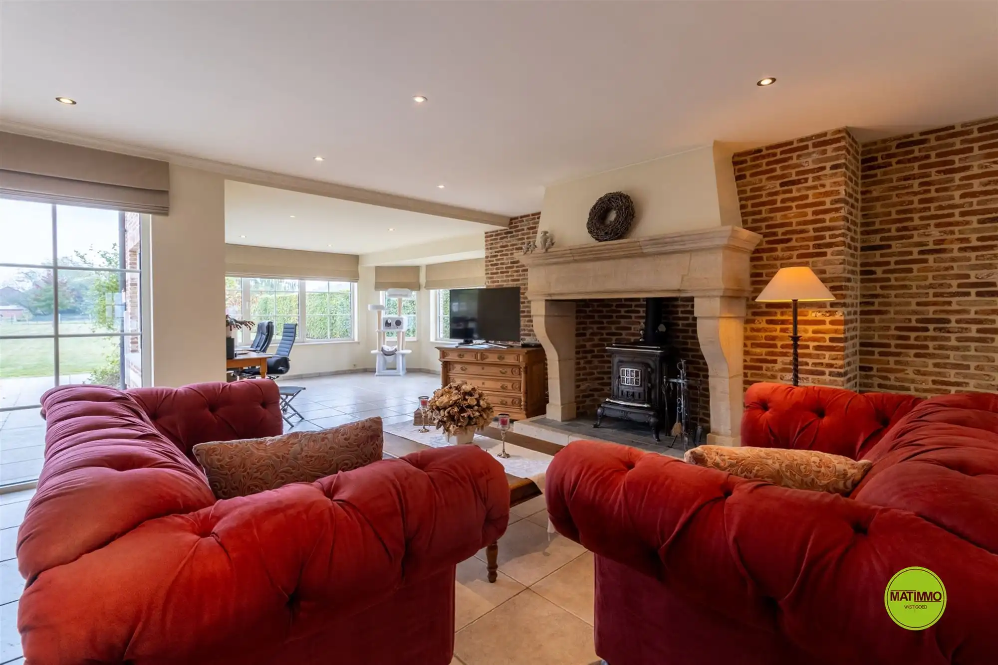 Prachtige, landelijke villa op een perceel van 2.579 m2 in hartje Heppen foto 4
