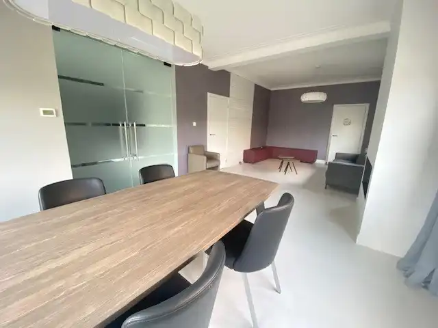 Kantoorgebouw / handelsruimte van 200 m² nabij de Corda Campus foto 5