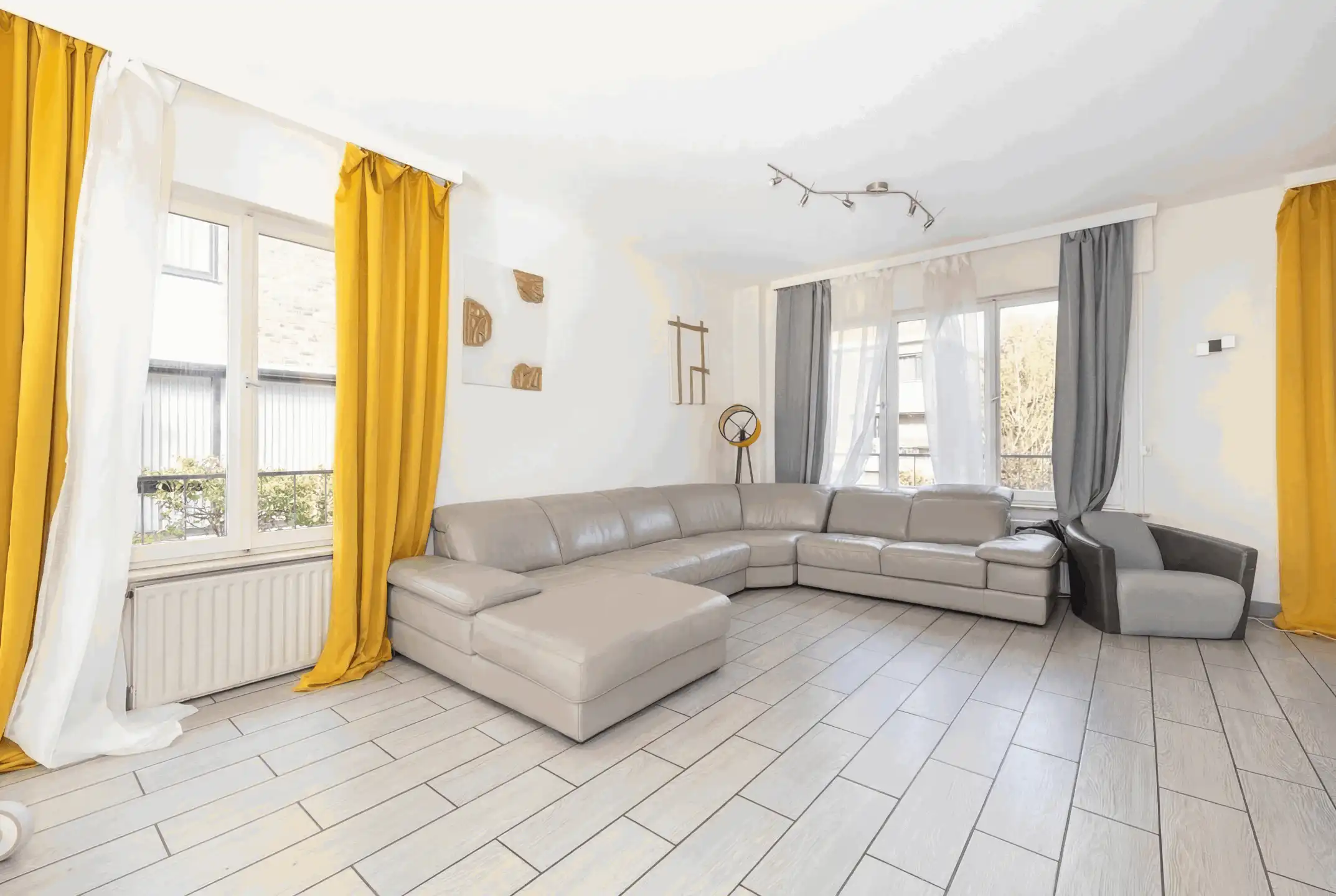 Huis met 5 slaapkamers in Linkebeek – Rustig en vredig foto 4