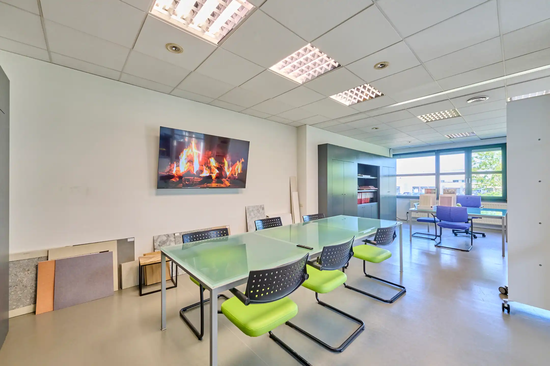 SEMI - INDUSTRIEEL GEBOUW OP ZICHTLOCATIE IN BERINGEN foto 7