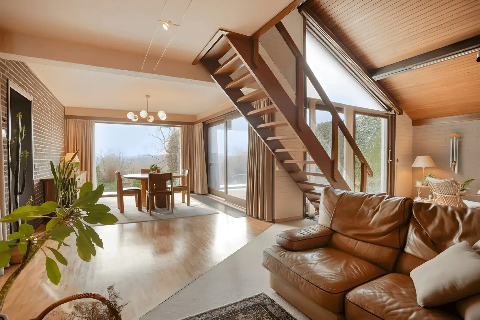 MOOIE ARCHITECTENWONING MET VERZICHT foto 6