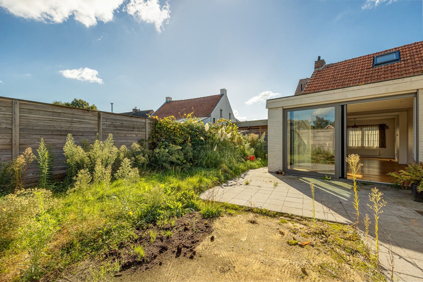 WONING MET TUIN foto 4