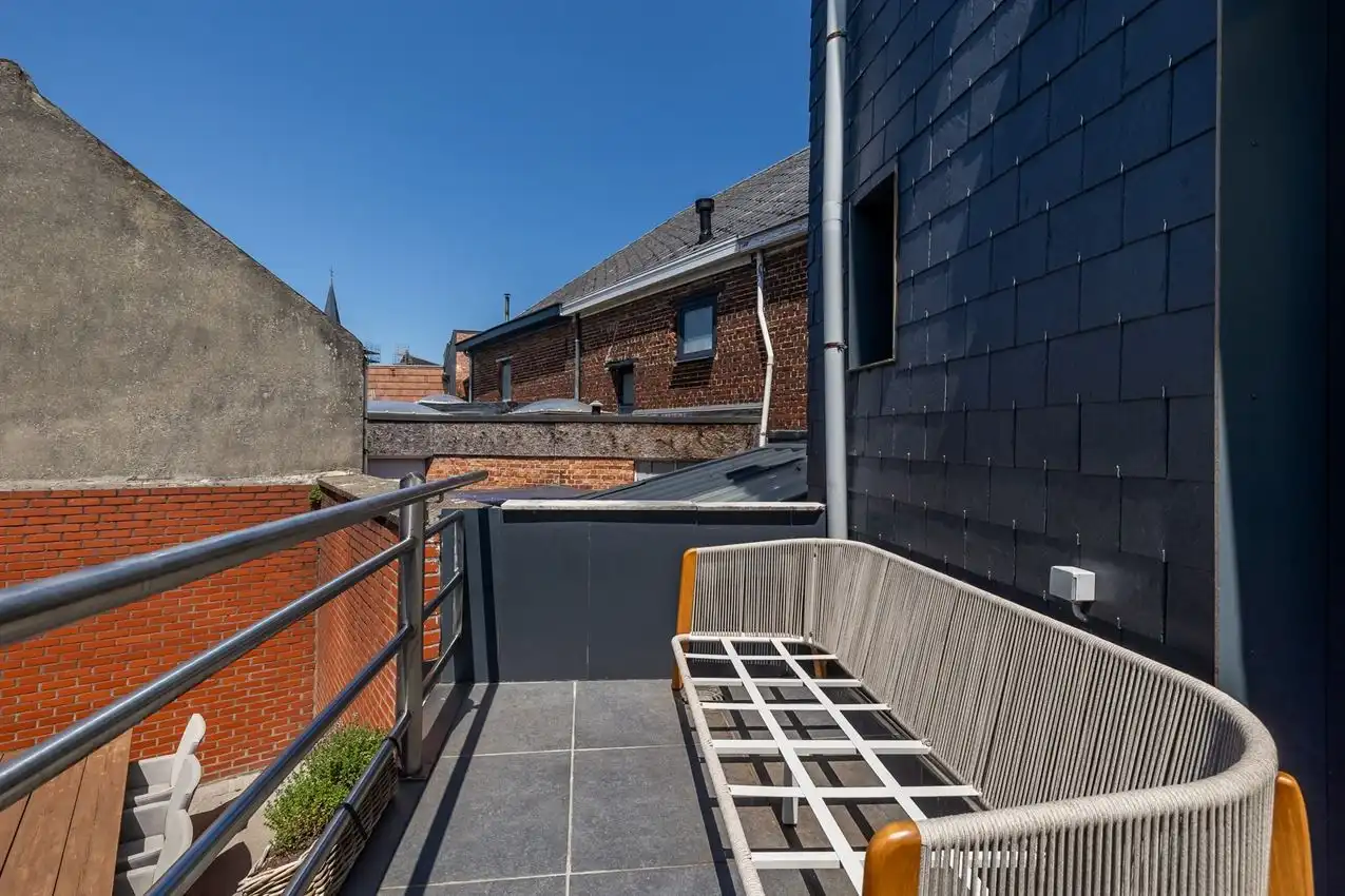 3 slpk., 2 garages, groot terras, nabij station, label C foto 7