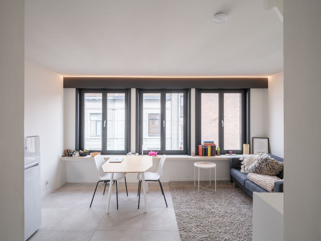 Centrum Gent - Unieke investeringsopportuniteit met handelsgelijkvloers en 3 studio's foto 2