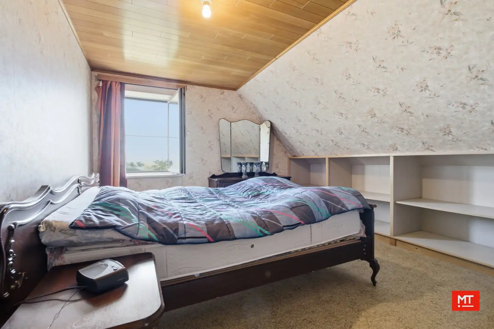 Te renoveren alleenstaande woning op een landelijke locatie in Wijtschate foto 17