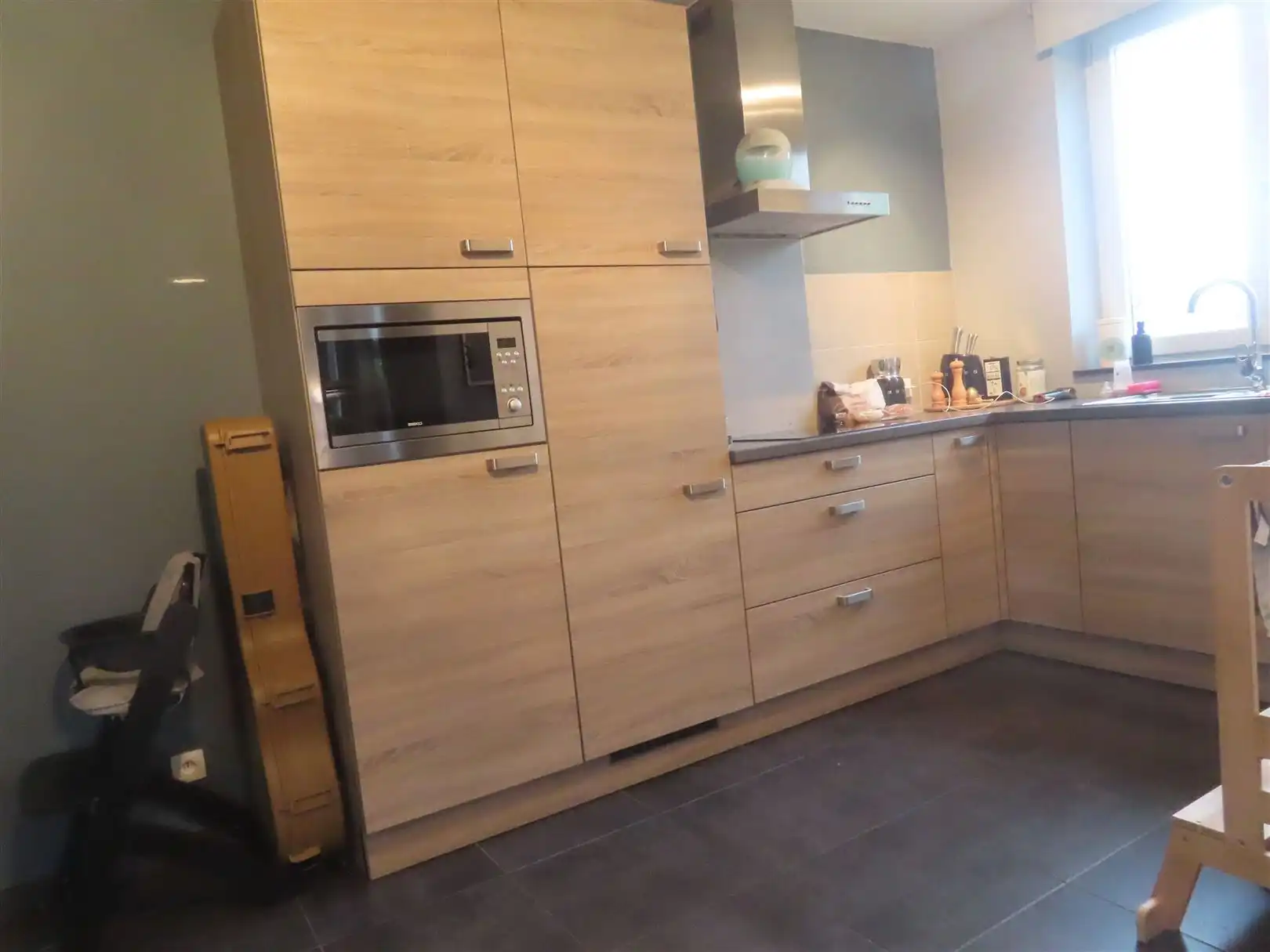 Duplex appartement met 2 slaapkamers, terras & carport foto 6