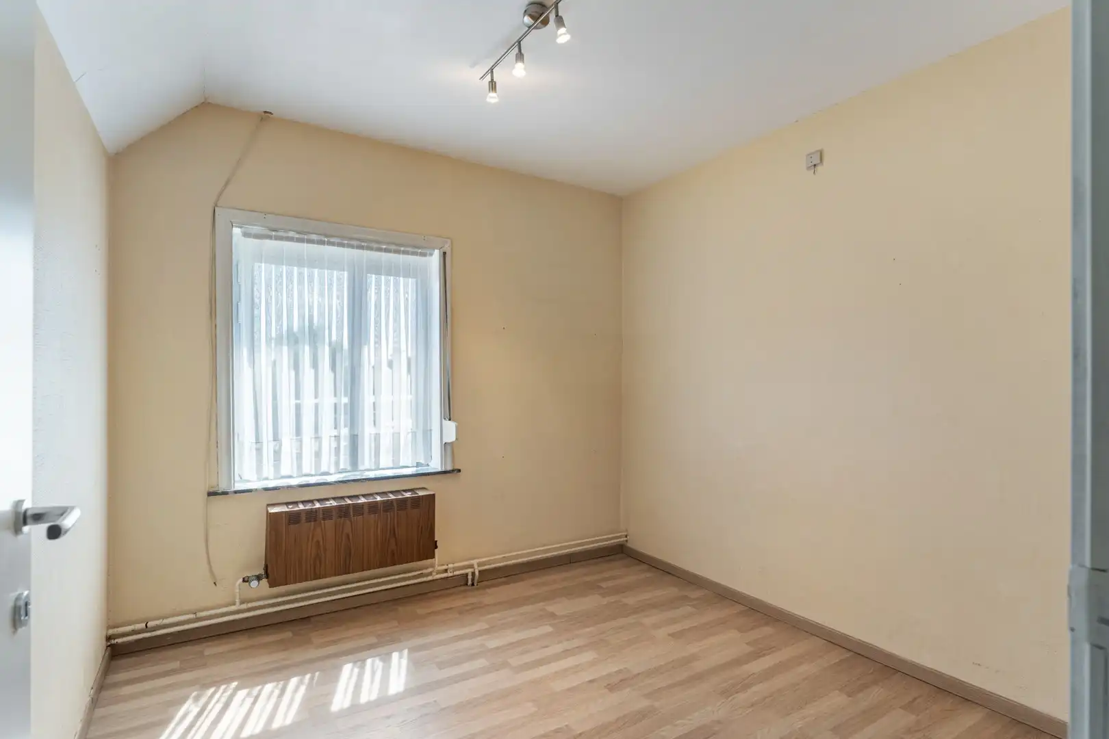 Charmante gezinswoning met prachtige tuin op een perceel van ca. 3.348 m² foto 18