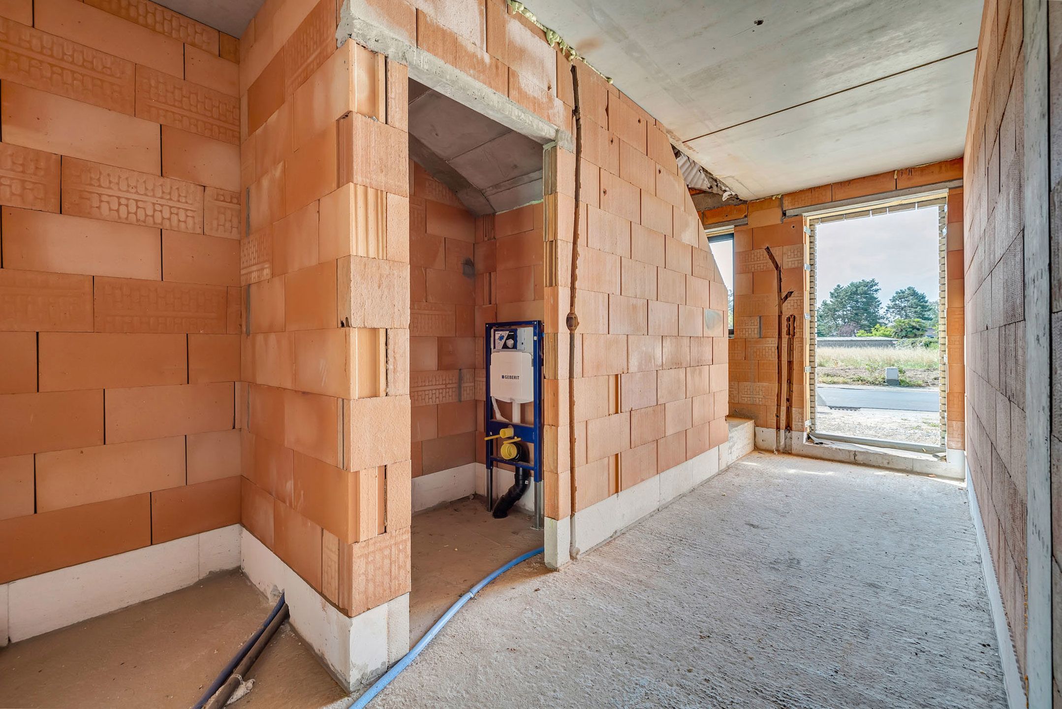 Ruime, volledig afgewerkte nieuwbouwwoning te Denderhoutem foto 3