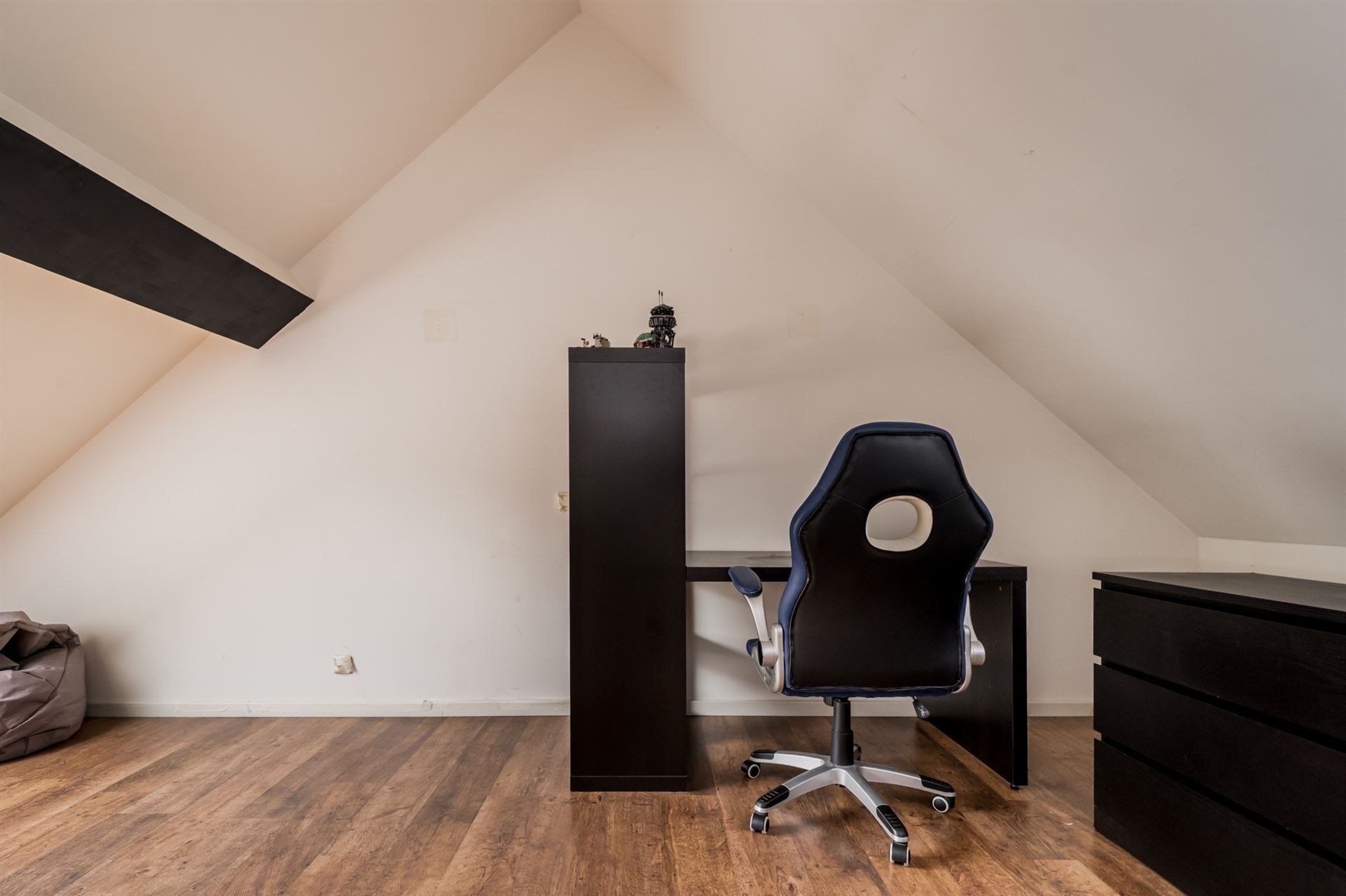 Instapklare woning met 3/4 slpks aan park Bel air! foto 13