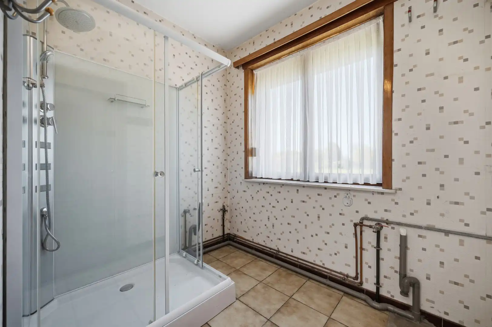 Ruime, te moderniseren HOB met garage en 3 slaapkamers te Tienen foto 11