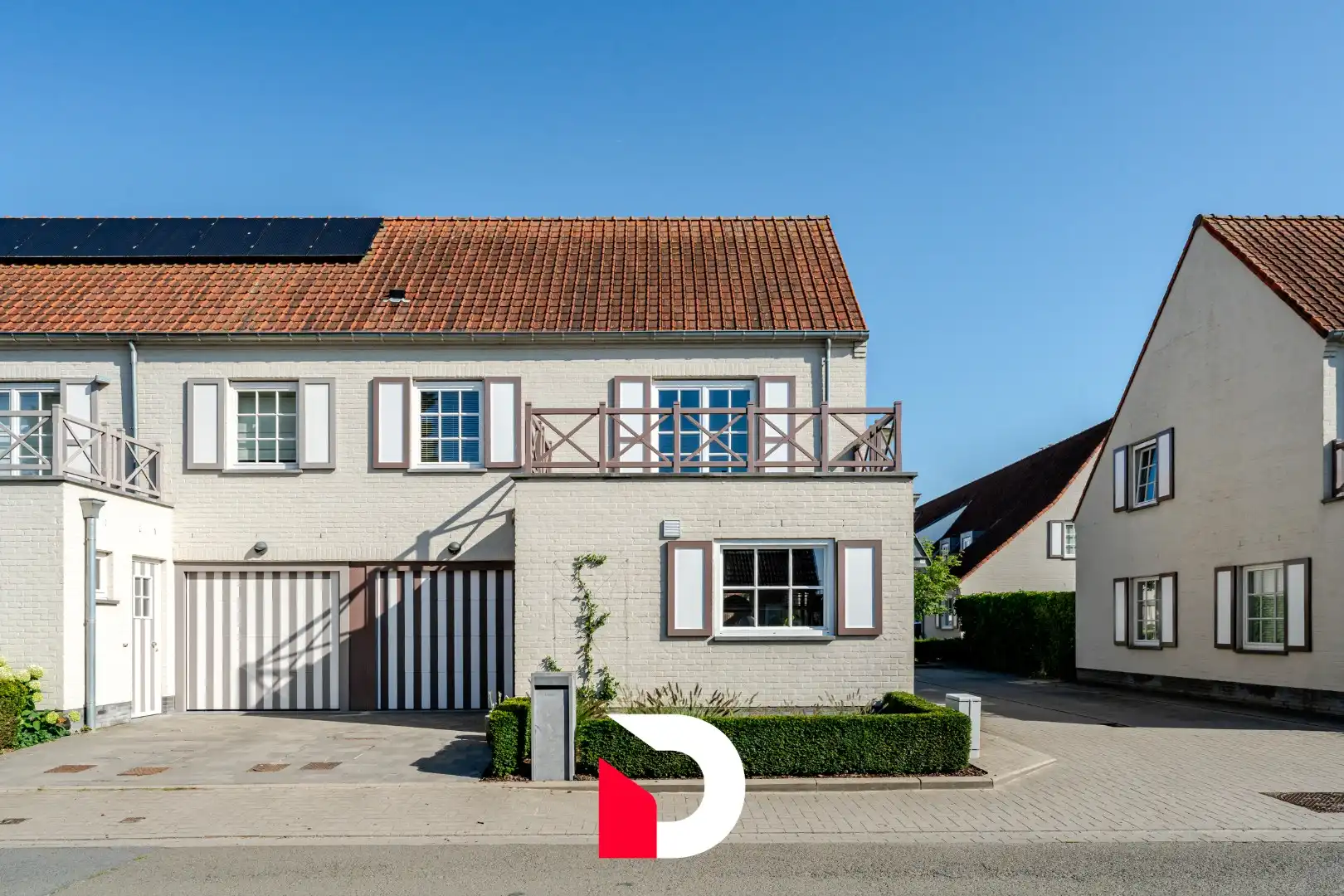 Charmante halfopen en instapklare woning in centrum Moerkerke foto 24