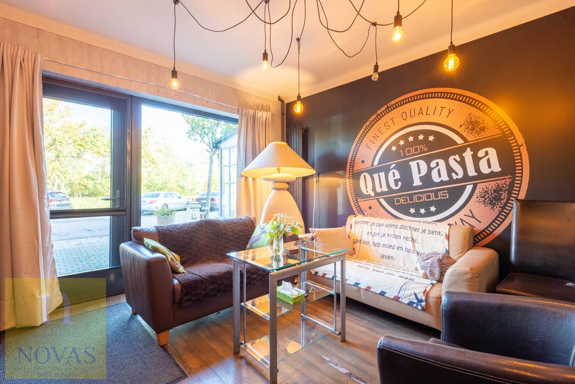 Authentiek handelspand / hotel met restaurant, feestzaal en mooie tuin op ideale locatie. foto 46