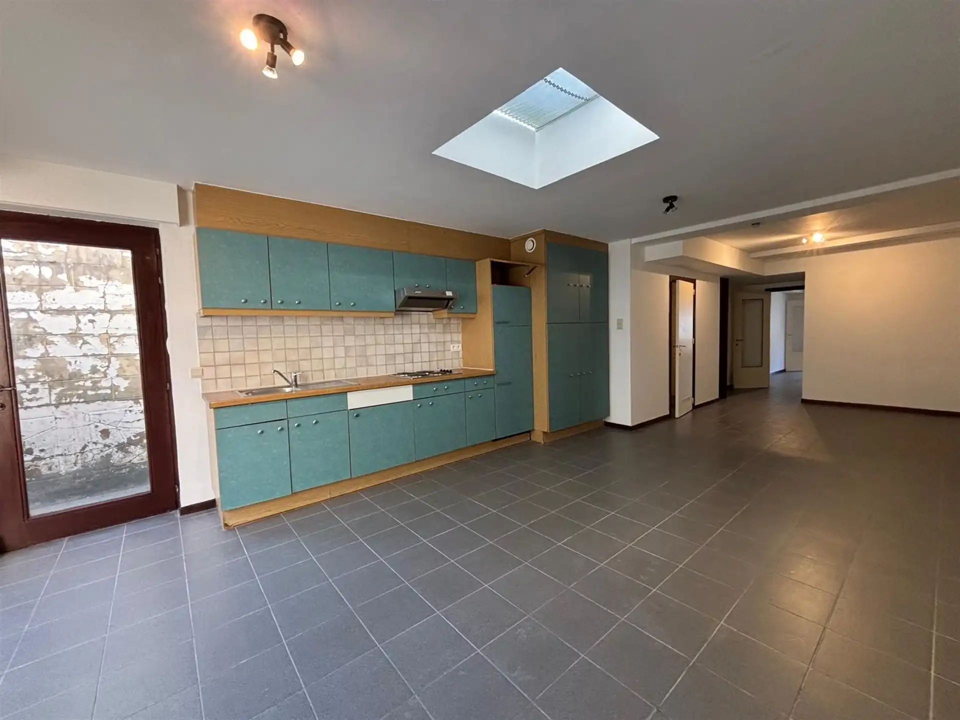 Gezellig appartement met één slaapkamer en terras in centrum Aalst foto 10