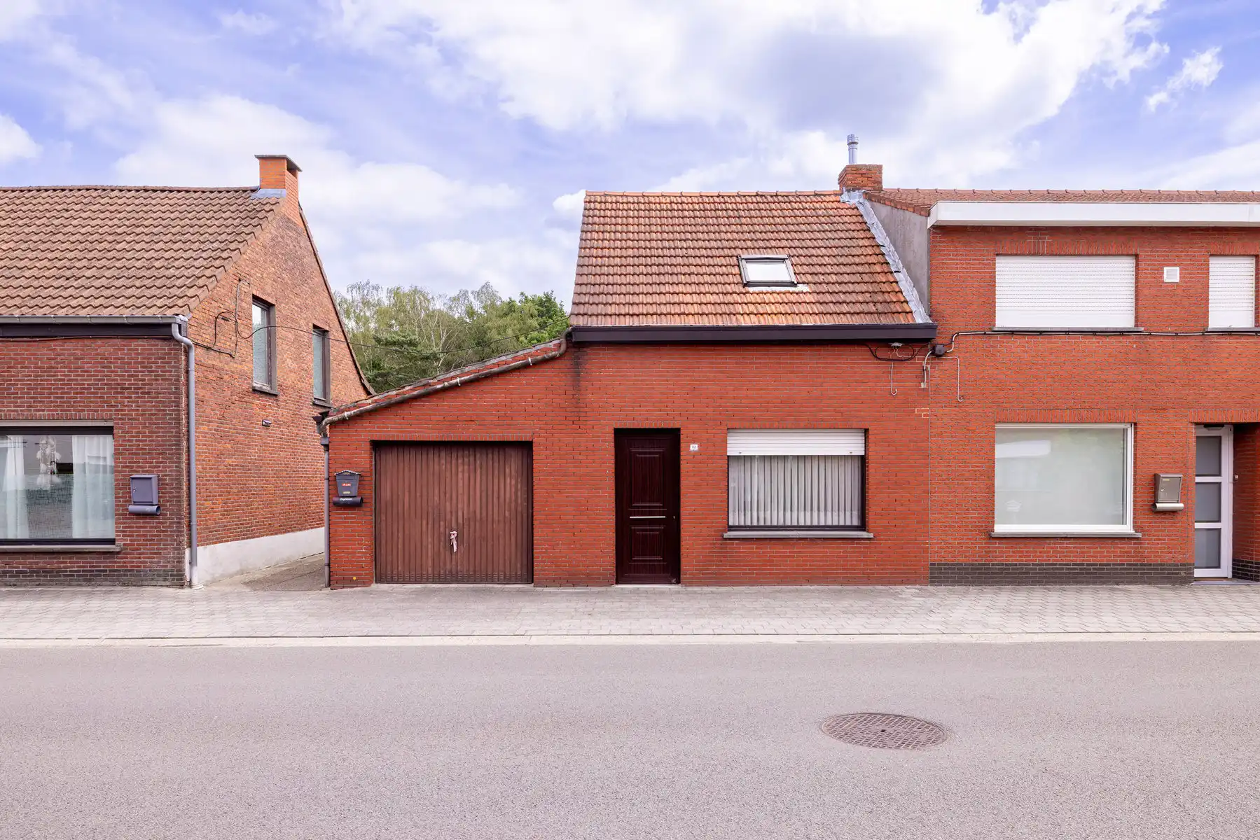 Volledig te renoveren woning met 2 slpks en garage op 540m2 foto 18