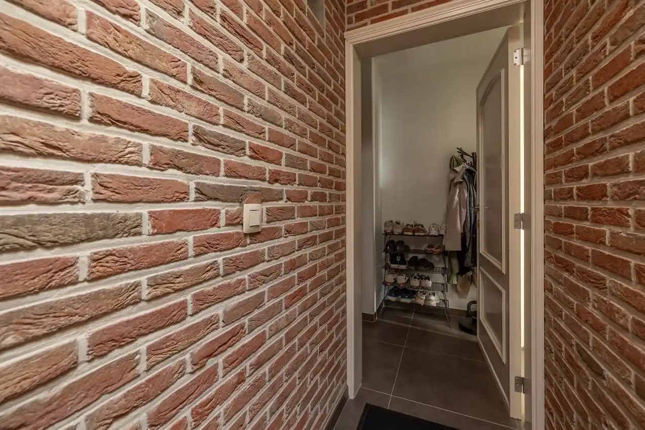 Appartement met twee slaapkamers, terras en autostaanplaats te midden van centrum foto 21