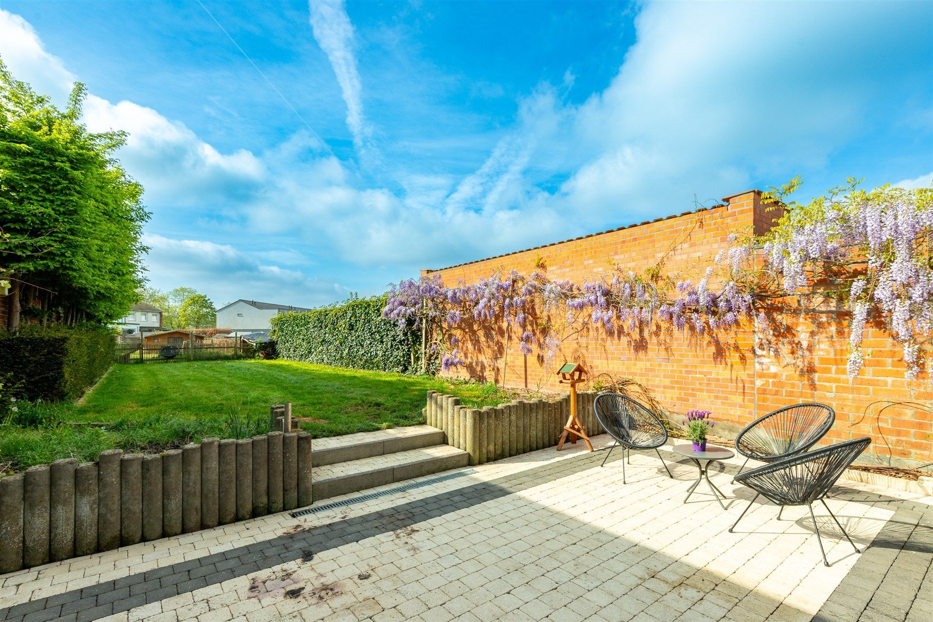 Bijzonder ruime woning met diepe tuin in Wetteren centrum foto 17