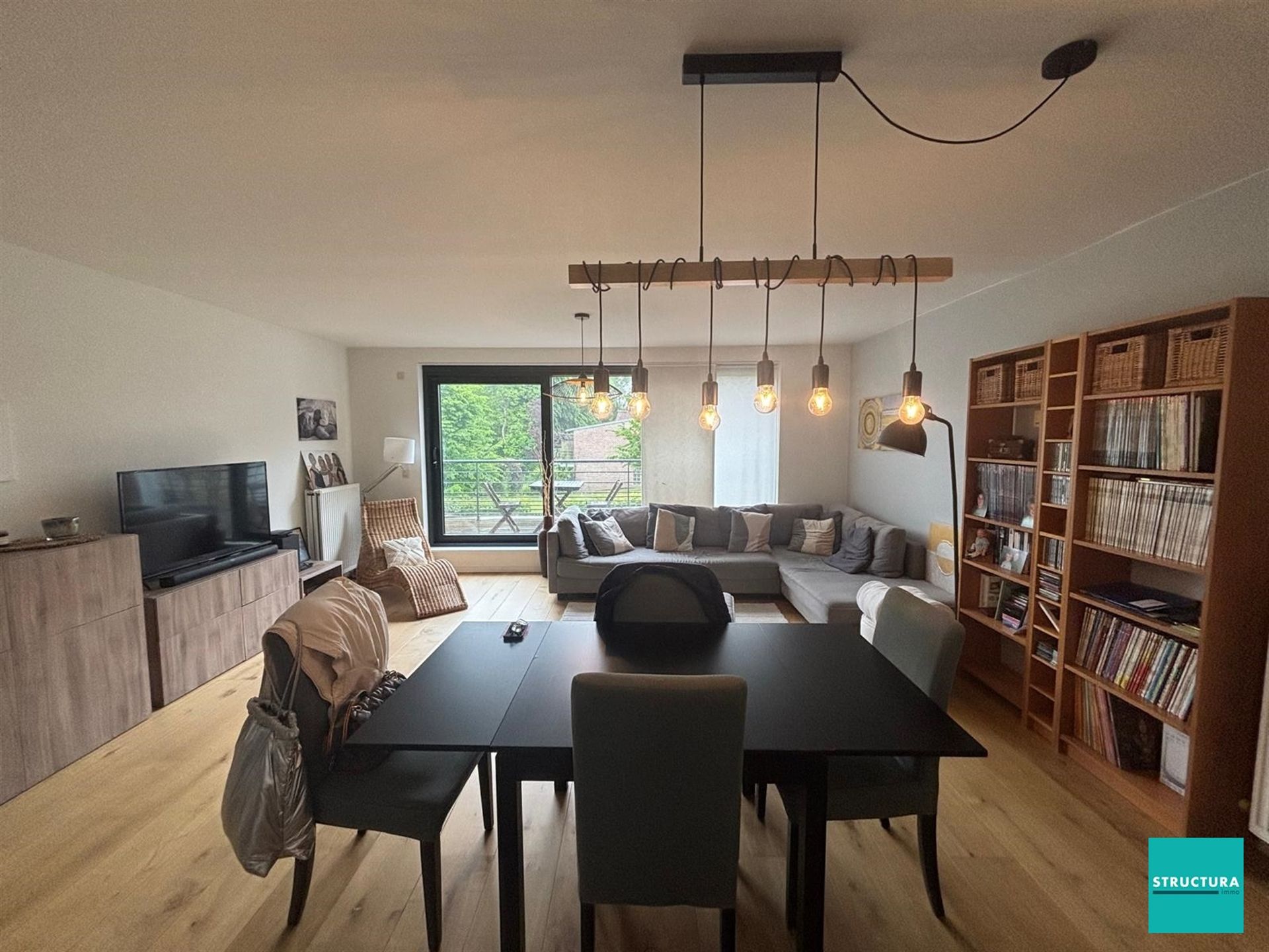 BEZOEKEN VOLZET! Luxe duplex met 3 kamers en 2 terrassen in het hart van Regelem! foto 5