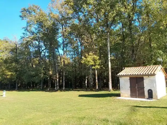 Instapklare villa op mooi perceel grond foto 2