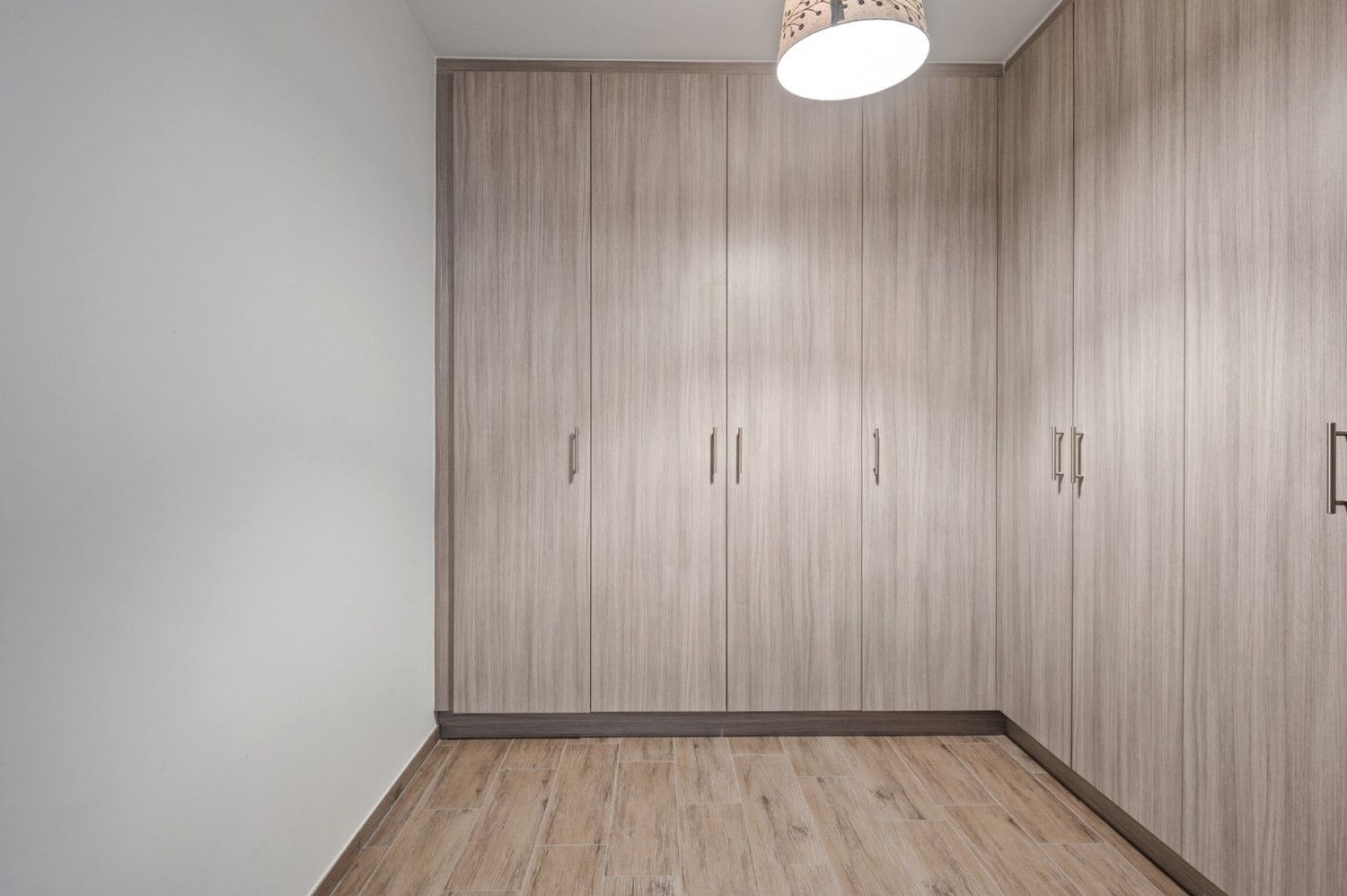 TOPLOCATIE! H.O.B. MET 4 SLK, GARAGE EN TUIN! foto 15