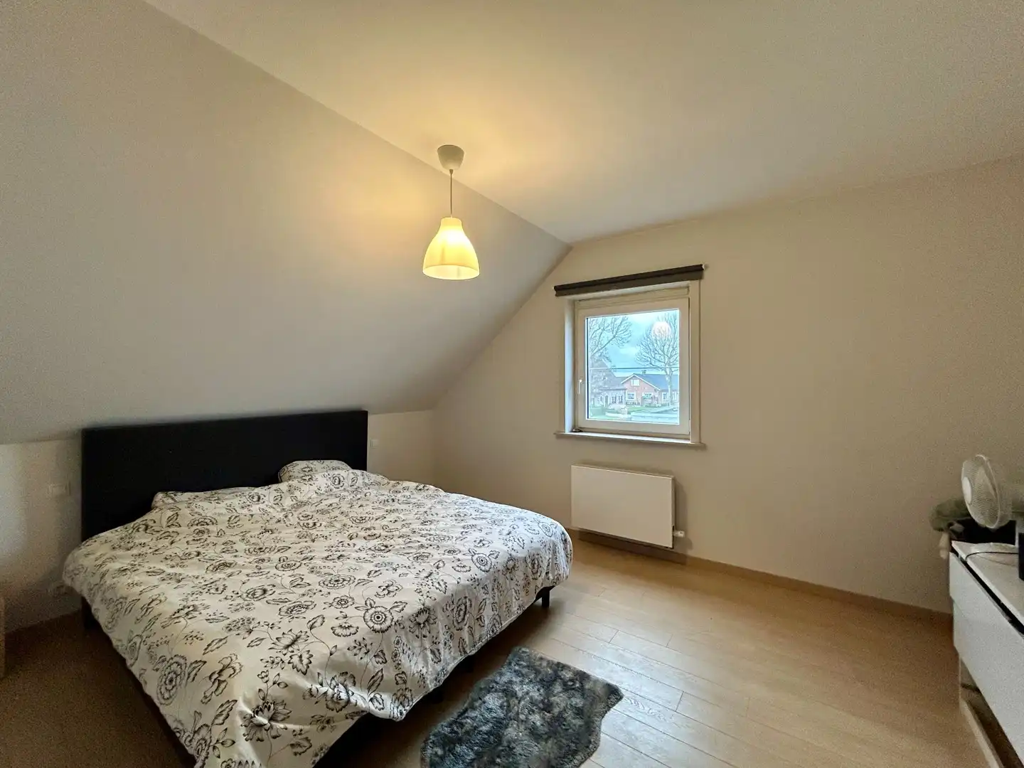 Recente halfopen bebouwing met 3 slaapkamers, garage en tuin te Vinkt! foto 9