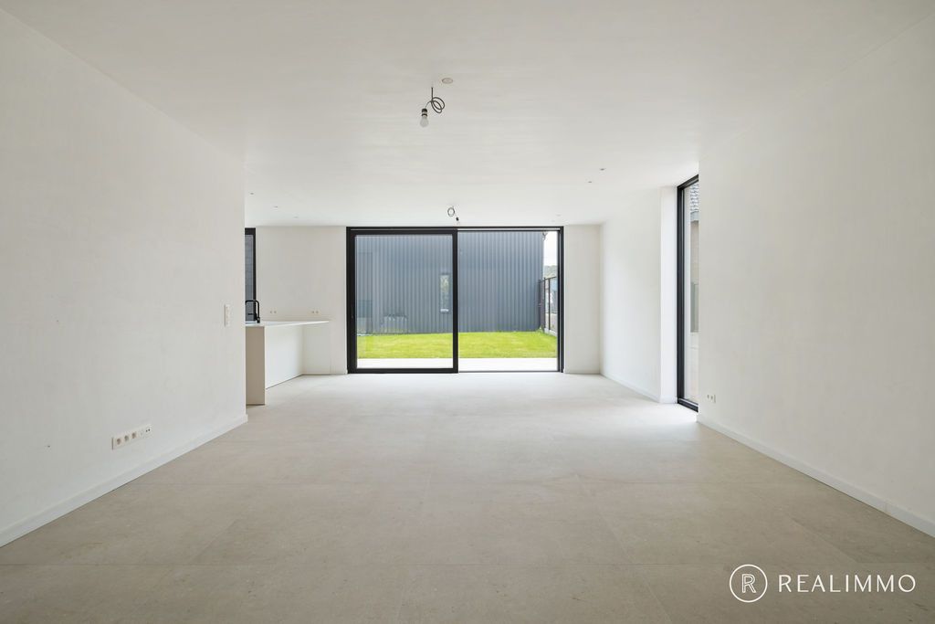 Ruime, moderne nieuwbouwwoning in hartje Ruien foto 6