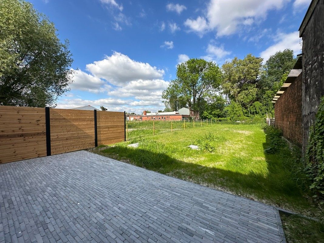 Moderne nieuwbouwwoningen met hedendaags comfort te Puurs- Sint- Amands. foto 17