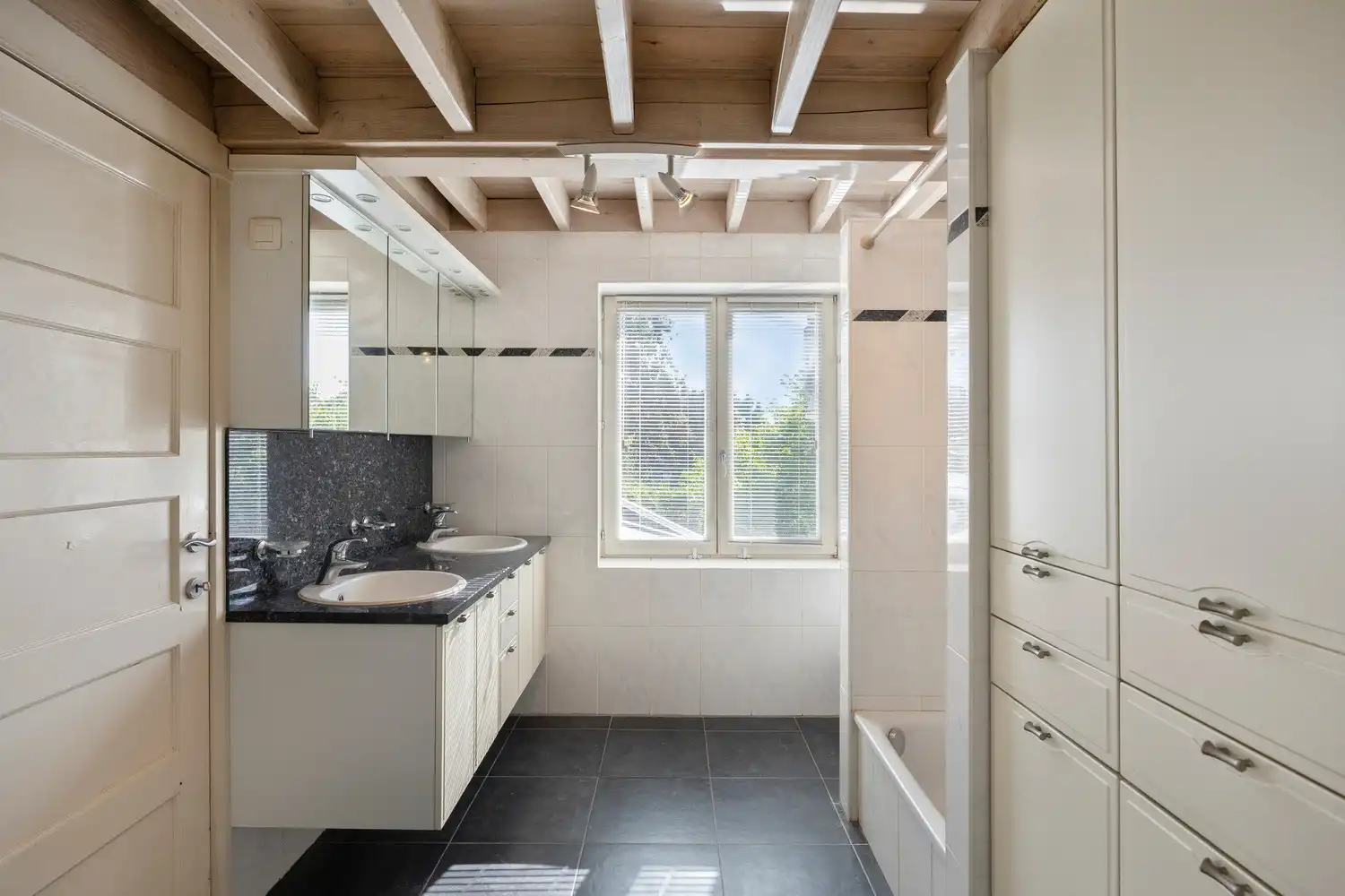 Cottagewoning in de 'Unitaswijk', 3 slks en mooie tuin! foto 22