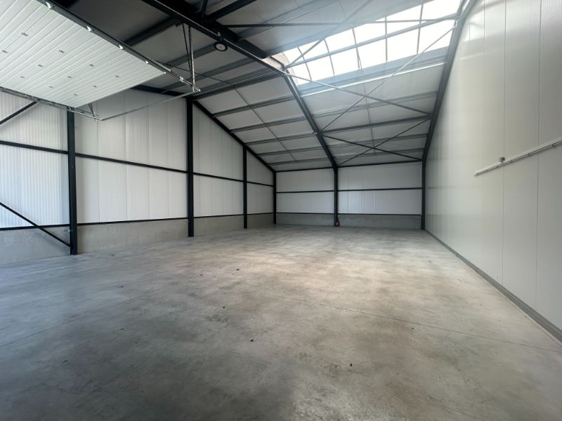 Recente KMO-unit van 240 m² in Mariakerke (Gent) foto 4
