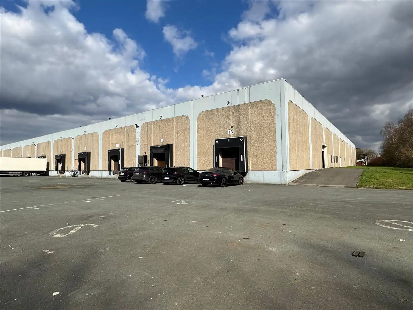  foto {{pictureIndex}}