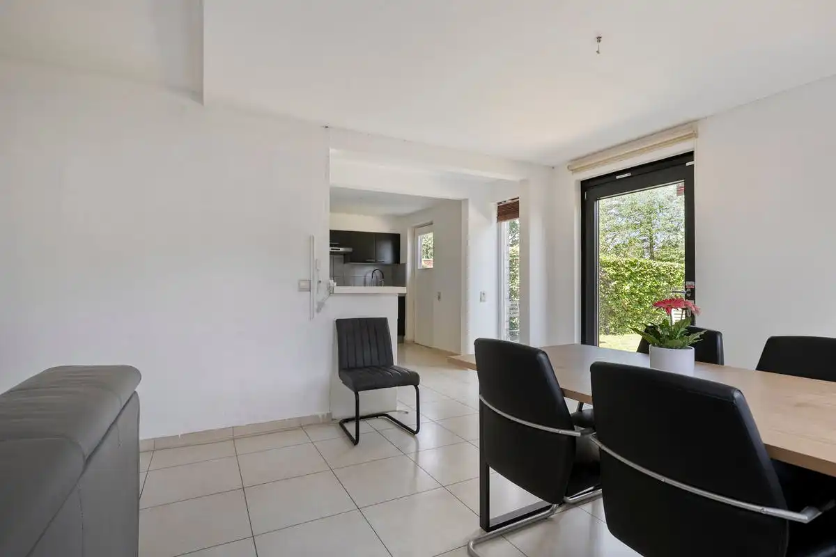 Duplex appartement op uitstekende ligging in Humbeek met ruime tuin en parkeermogelijkheden foto 7